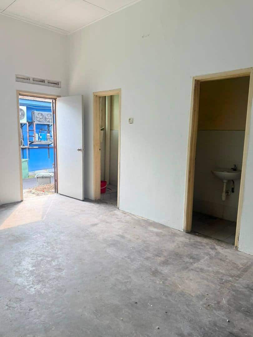 Single Storey Shoplot Taman Pulai Indah 6