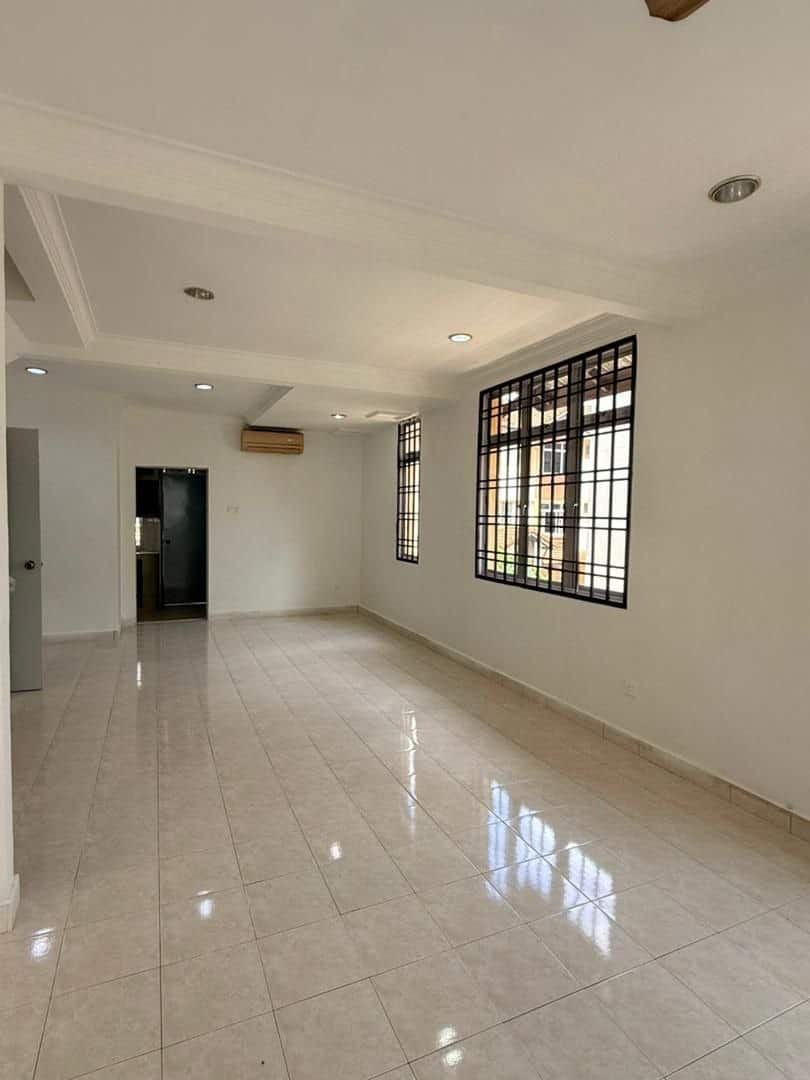 Double Storey Townhouse Nusavilla@Nusa Bestari Jaya 2