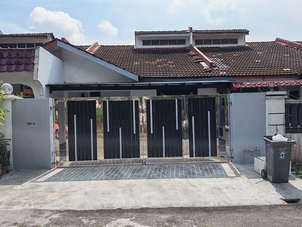 Single storey terrace house Taman Puteri Wangsa 3