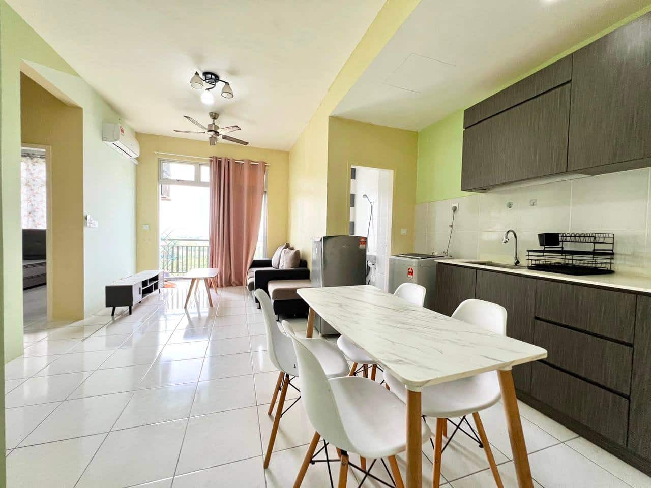 Condominium Seri Austin