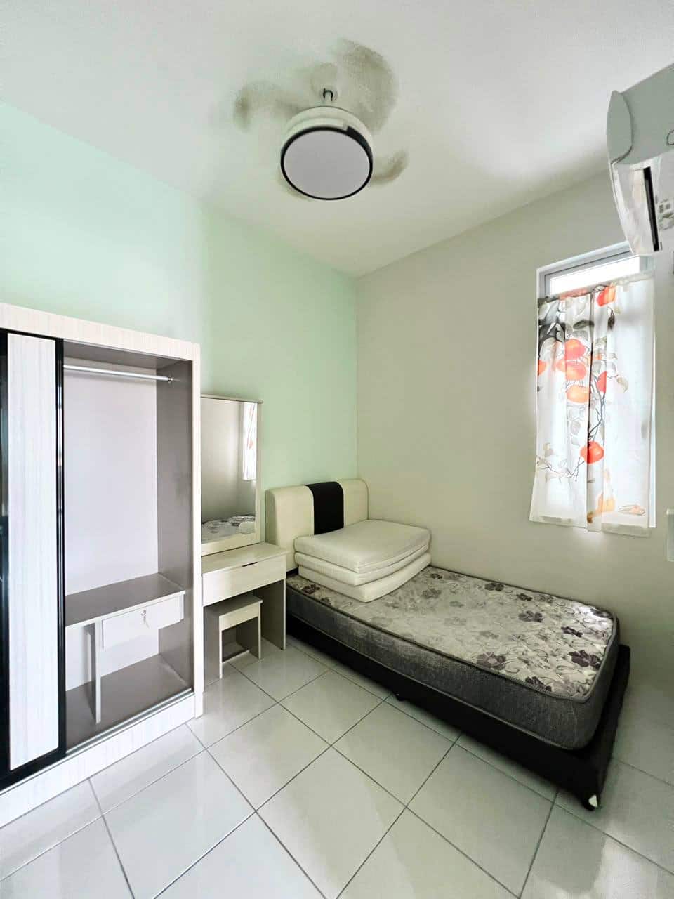 Condominium Seri Austin 3