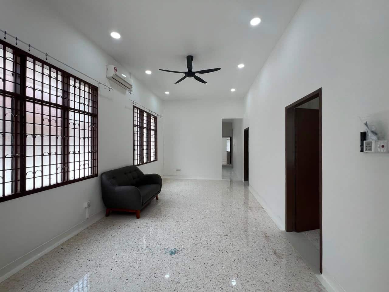 Single Storey Semi-D Paradigm Mall Area Taman Bukit Mewah 4