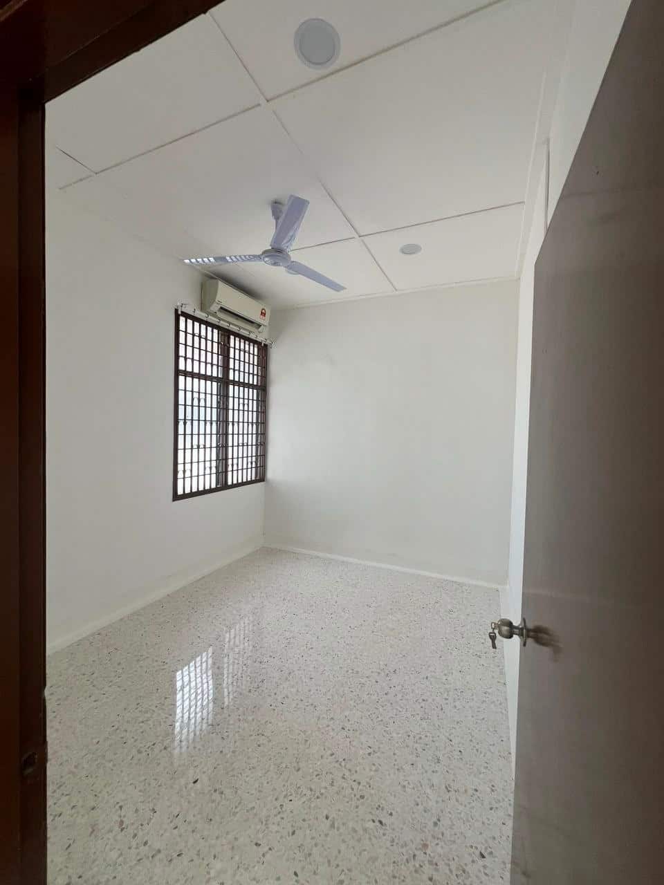 Single Storey Semi-D Paradigm Mall Area Taman Bukit Mewah 6