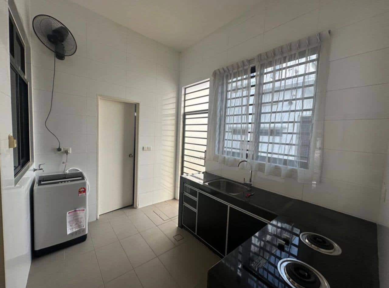 Double storey terrace house Valley West 1 Horizon Hill 9