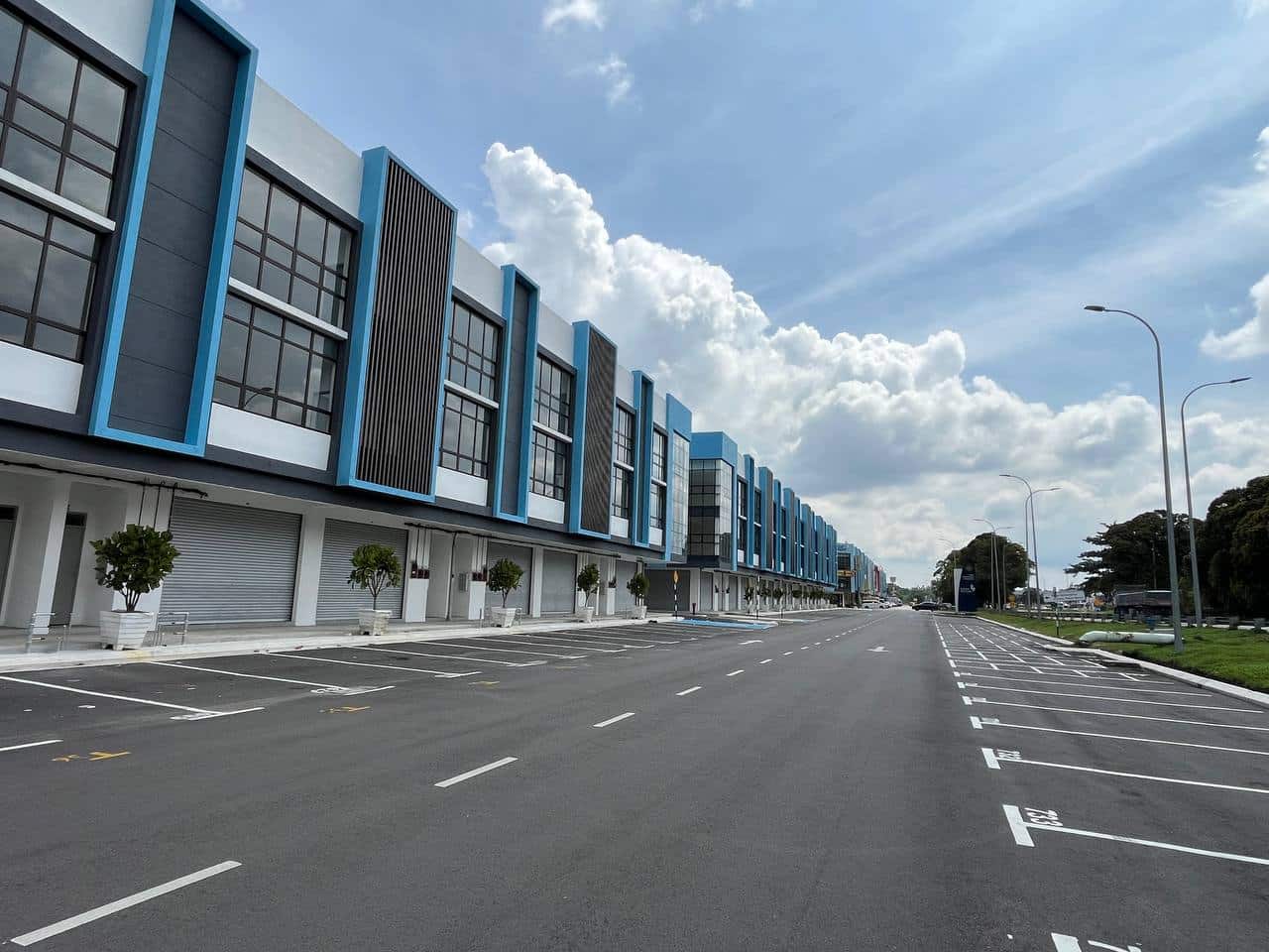 3-Storey Shoplot Pekan Sentral Phase 3 7