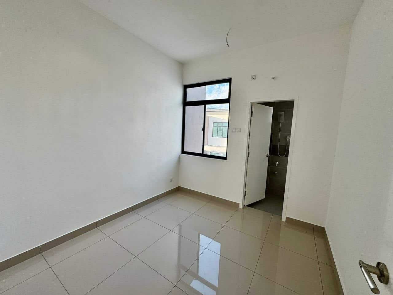 2 Storey Terrace House Adda Height 9