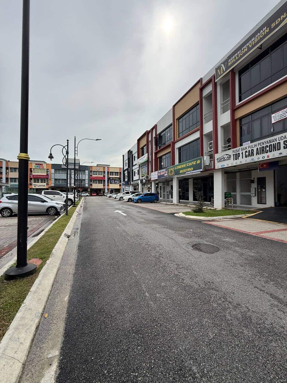 3-Storey Shoplot Bandar Permas Jaya 2