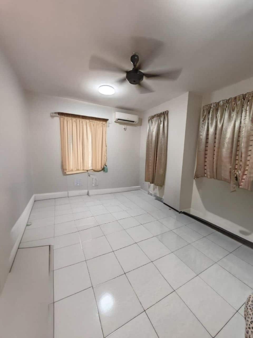Double Storey Terrace House Corner Lot Taman Bukit Mutiara 4