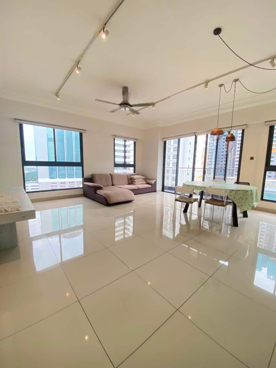 Condo V Summer @ Town Area 1