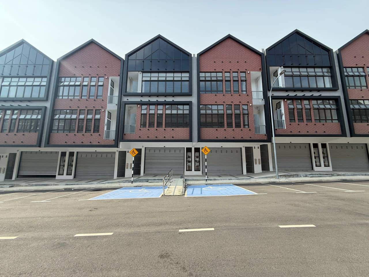 3-Storey Shop-Office Sutera Square 3