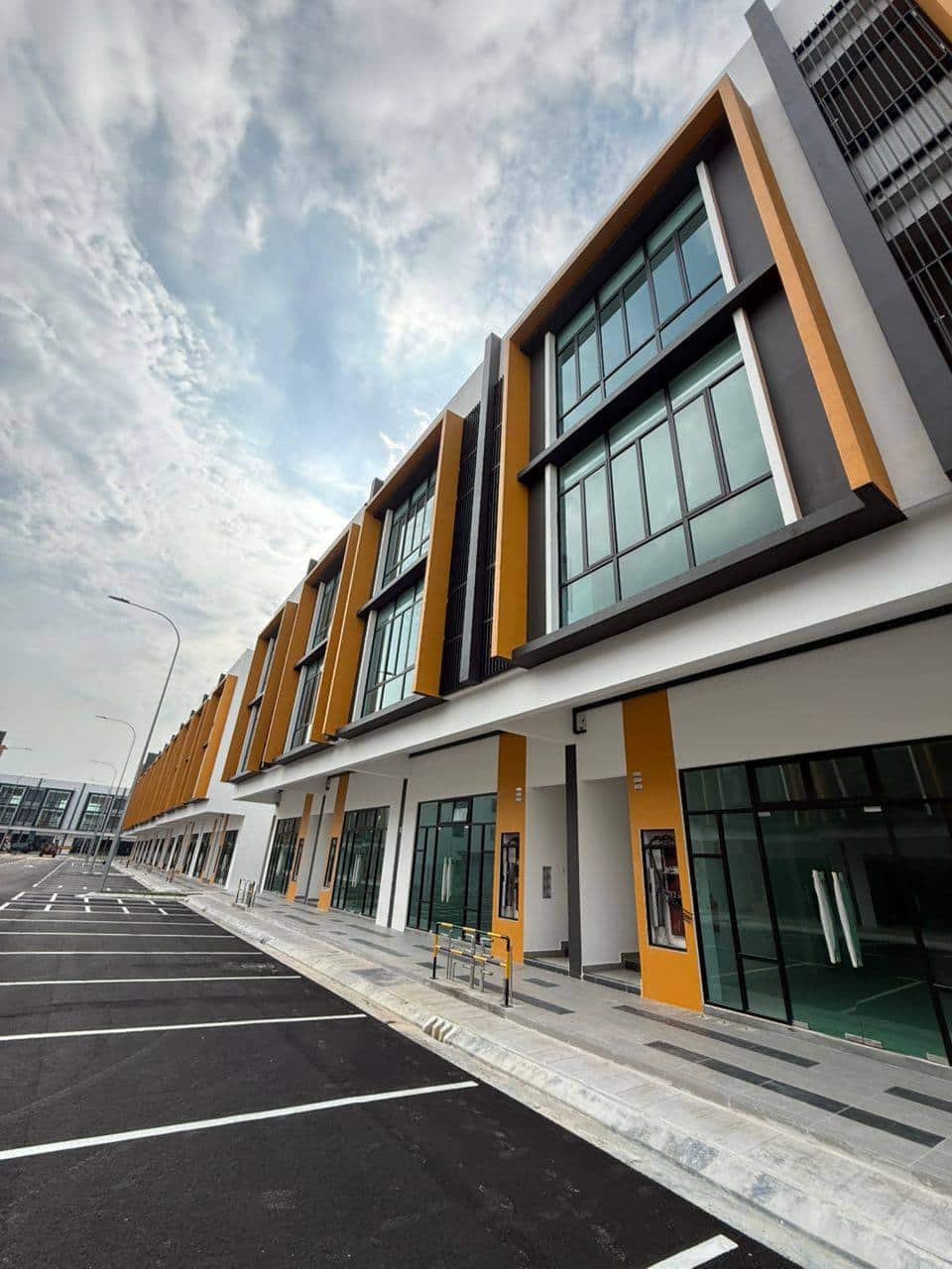 3 Storey Shoplot Permas Avenue 2