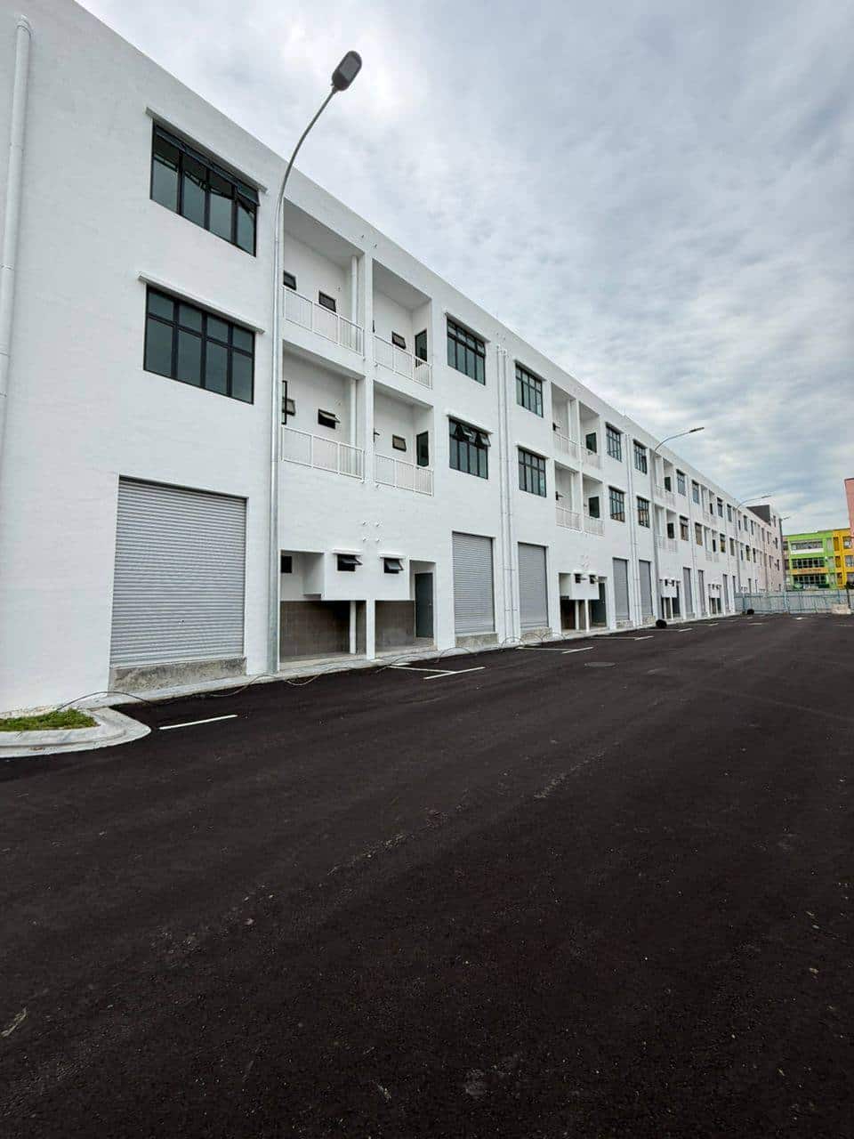 3 Storey Shoplot Permas Avenue 6