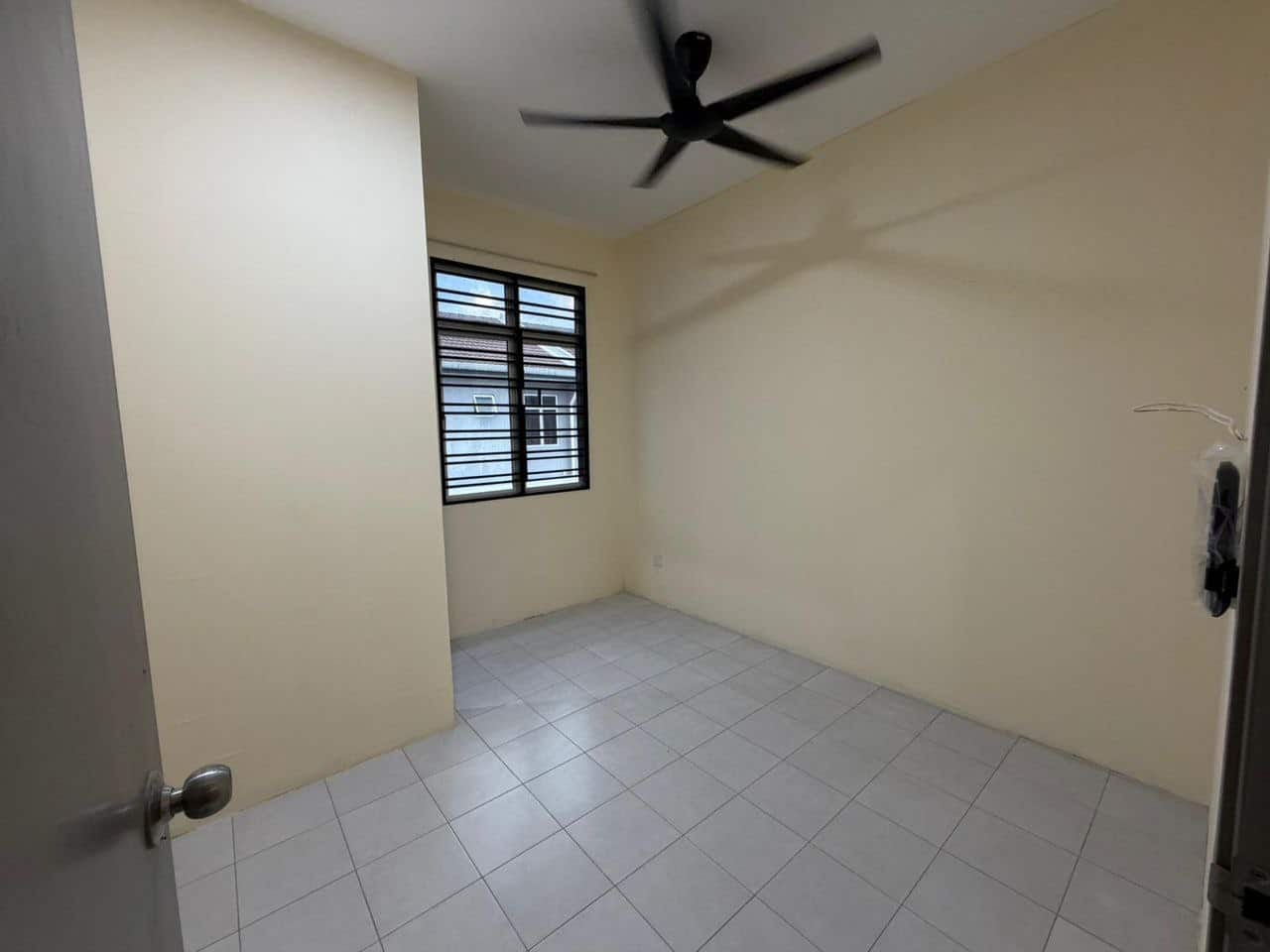 Double Storey Corner Taman Seri Austin 7