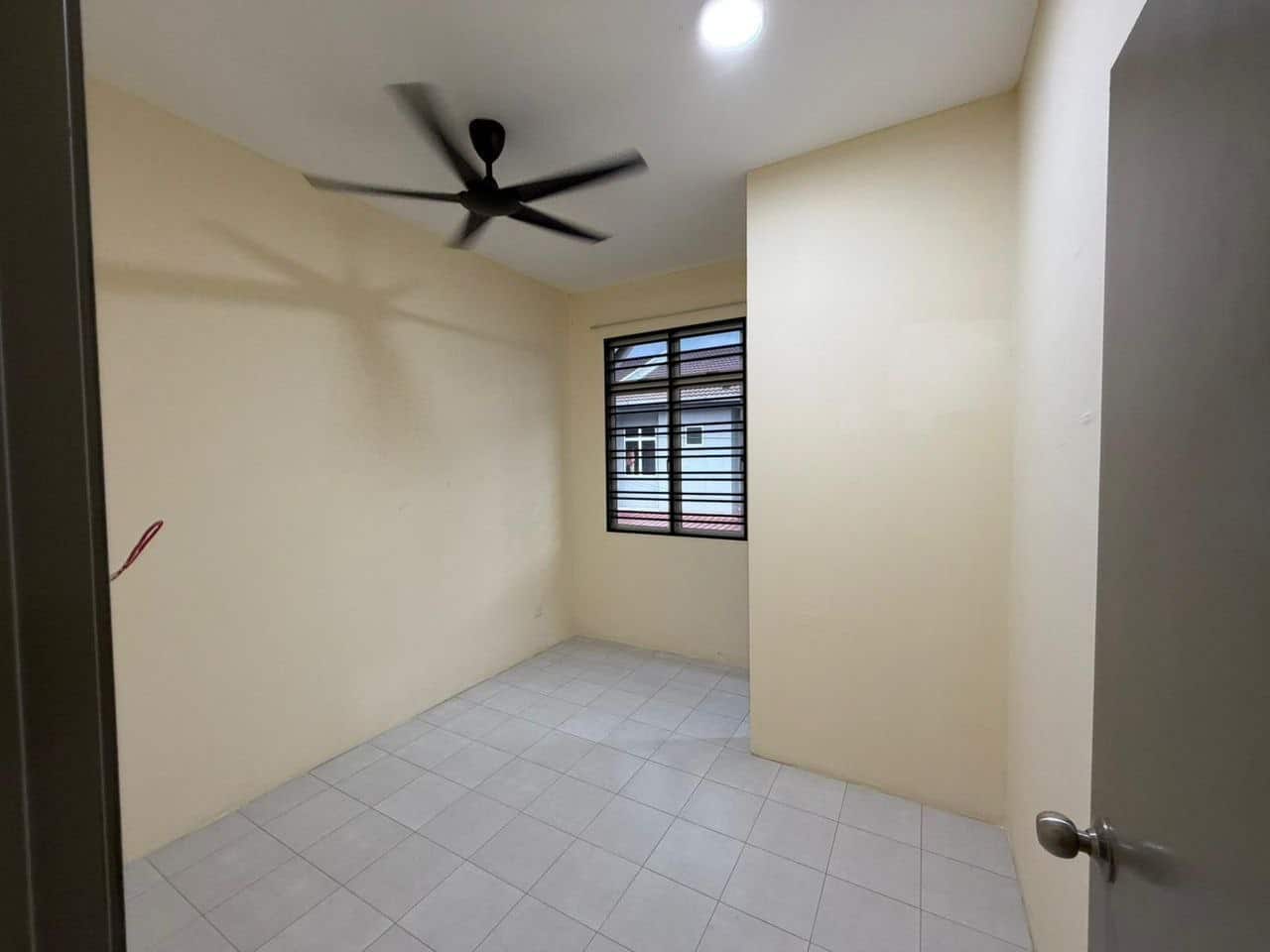 Double Storey Corner Taman Seri Austin 12