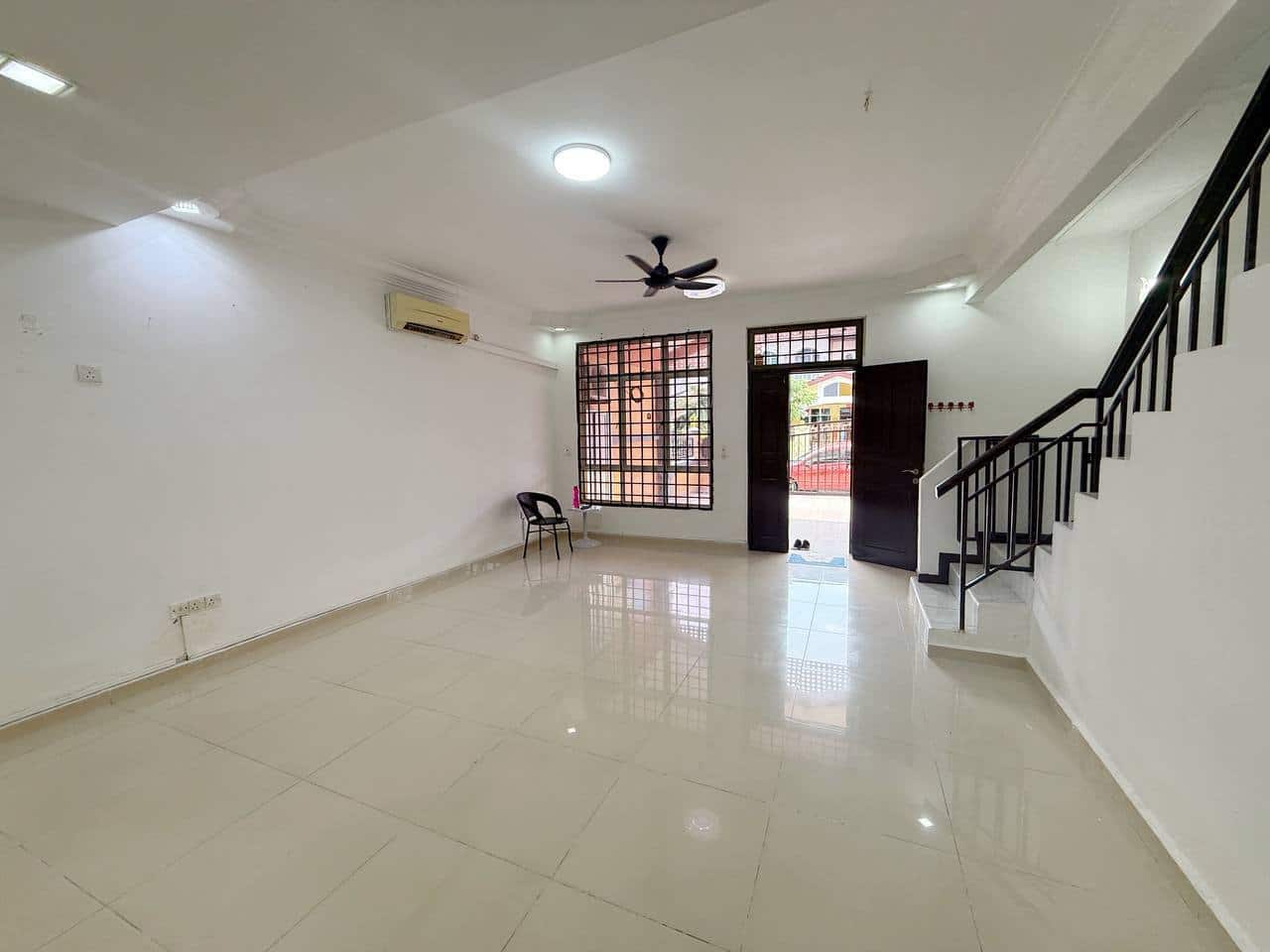 Double Storey Terrace Bandar Seri Alam 1