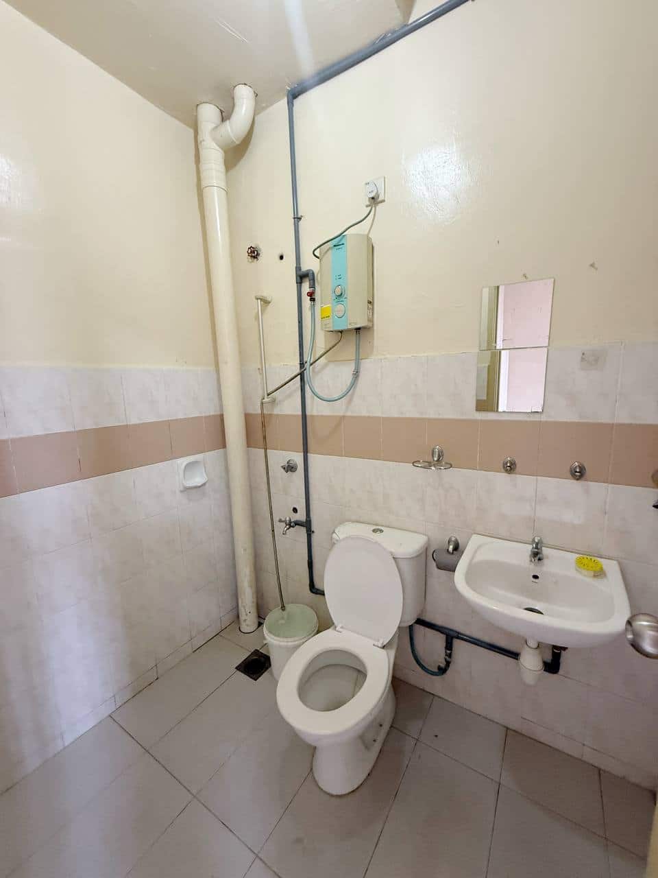 Double Storey Terrace Bandar Seri Alam 12