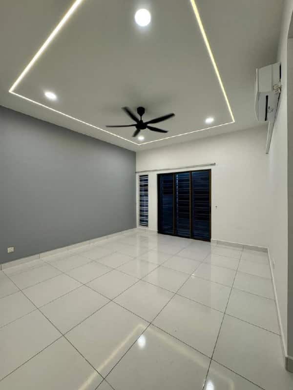 Double Storey End Lot Taman Nusa Damai 5