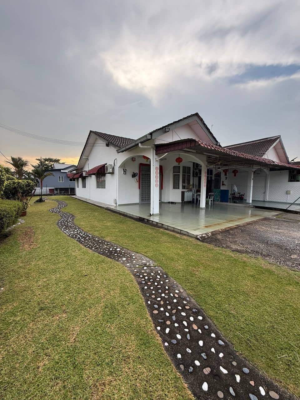 Single Storey Corner Lot Taman Teratai 1