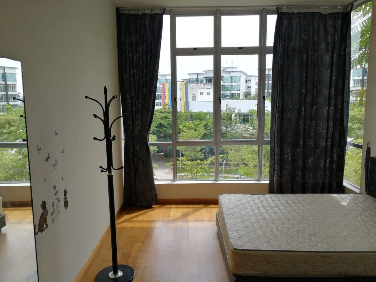 Condo Puteri Harbour 5