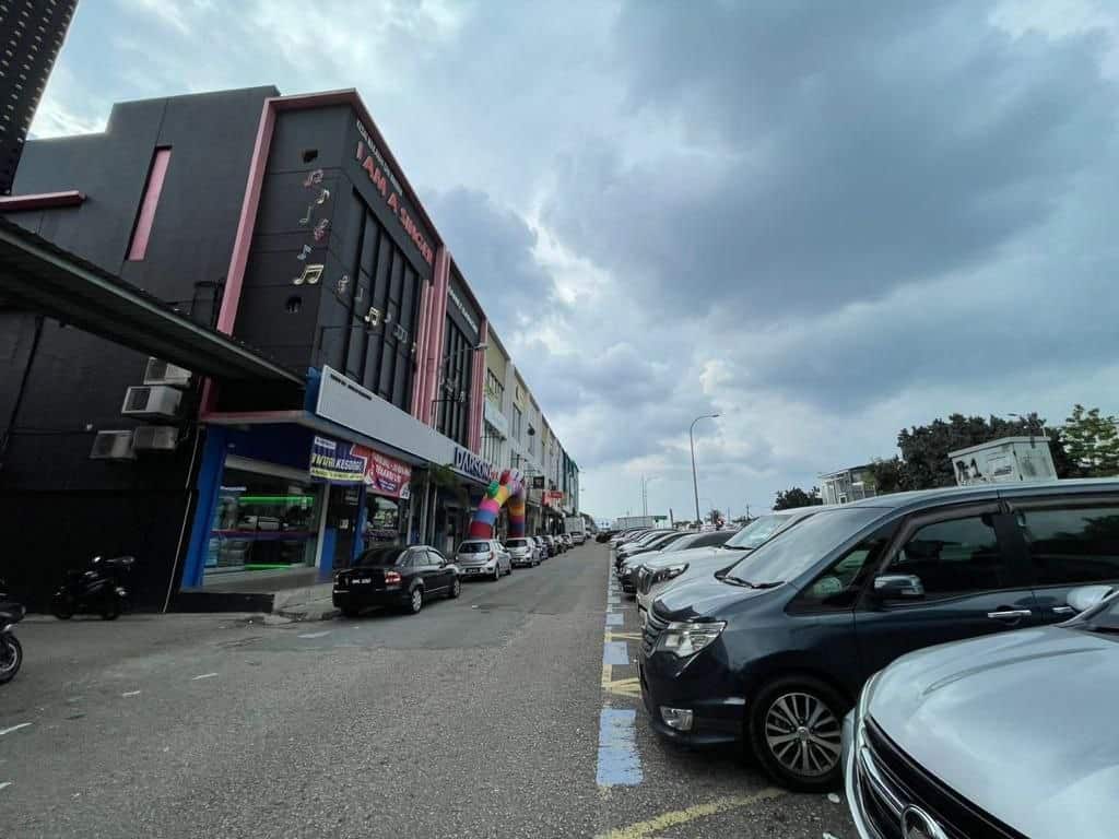Triple Storey Shoplot Jalan Pendekar @ Tun Aminah 4