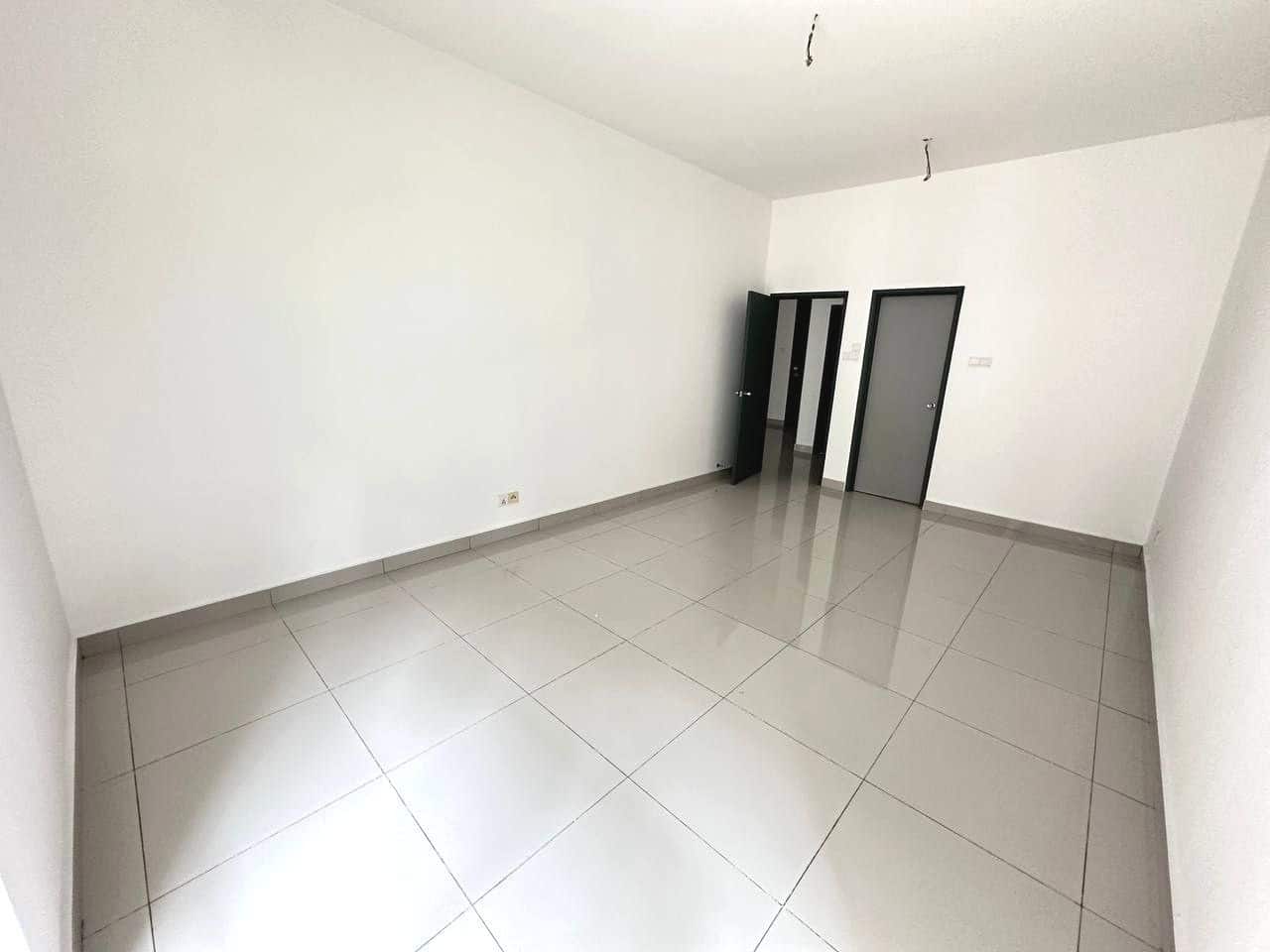 Service Apartment Permas 4