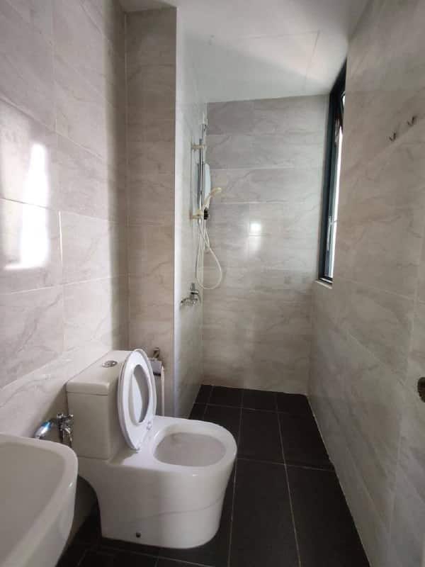 Condo JB Town 8
