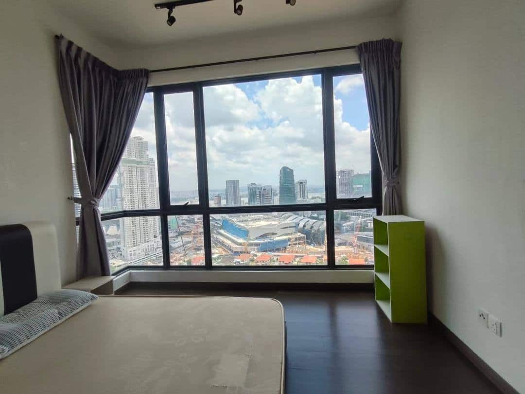 Condo JB Town 2