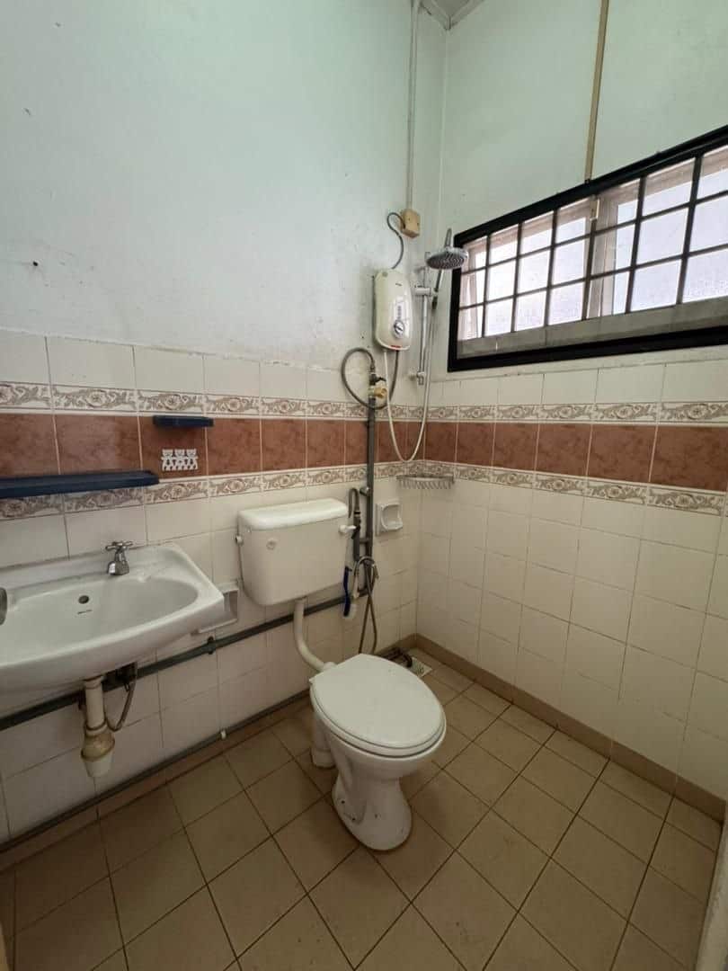Single Storey Terrace House Taman Bukit Indah 9