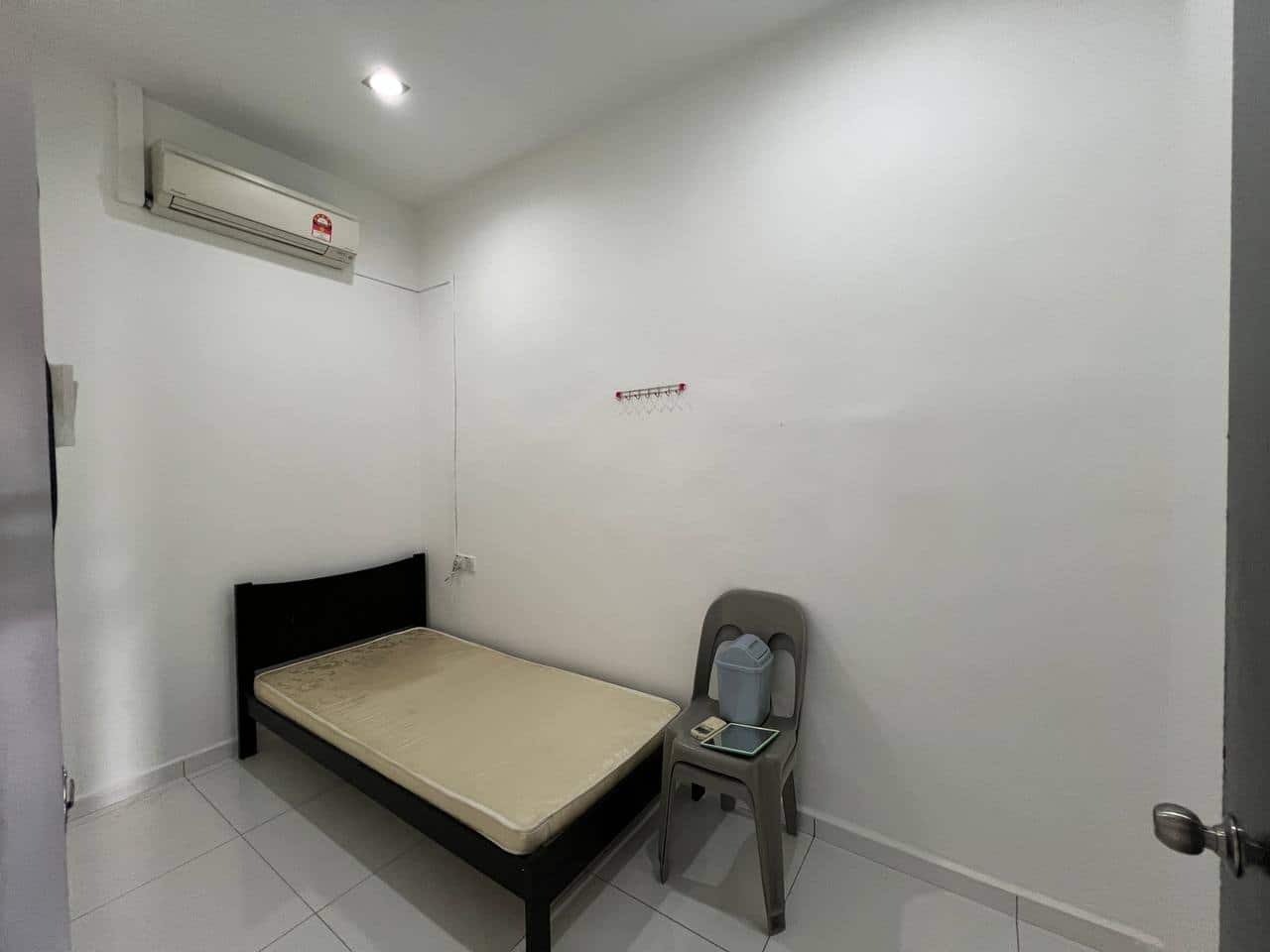 Single Storey Terrace House Taman Sri Tebrau 4