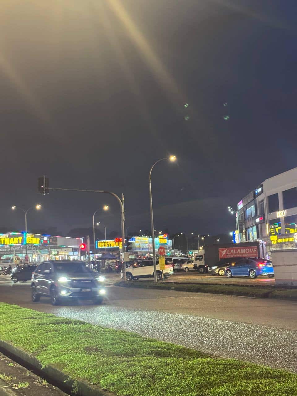 4 Storey Shoplot Intermediate Taman Pelangi 8