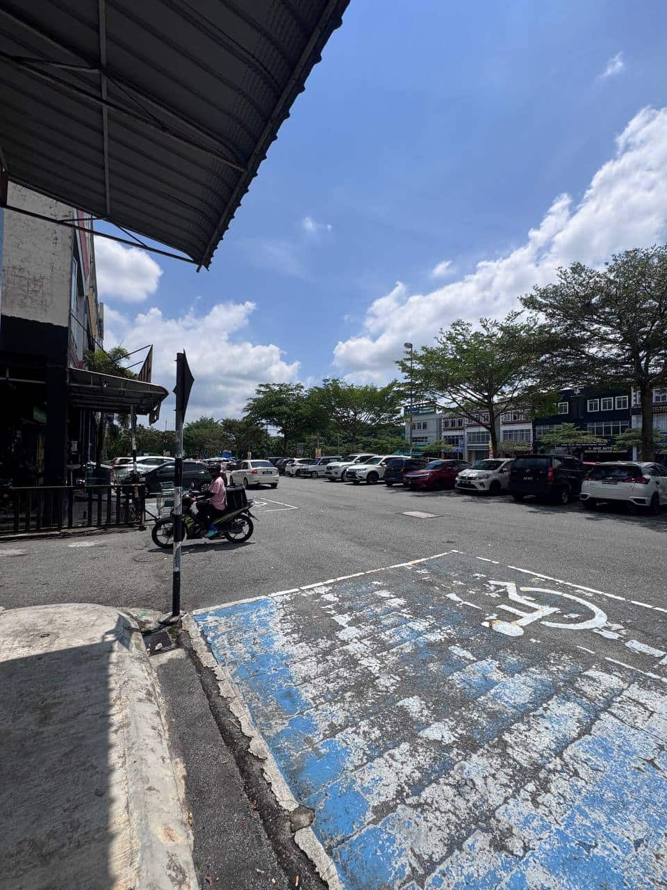 3-Storey Shoplot Taman Nusa Sentral 3