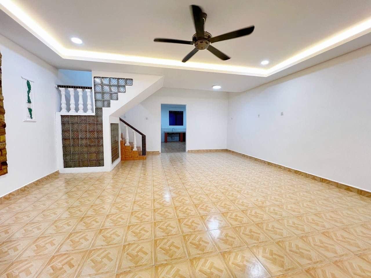 2-Storey Terrace Taman Bukit Kempas 1