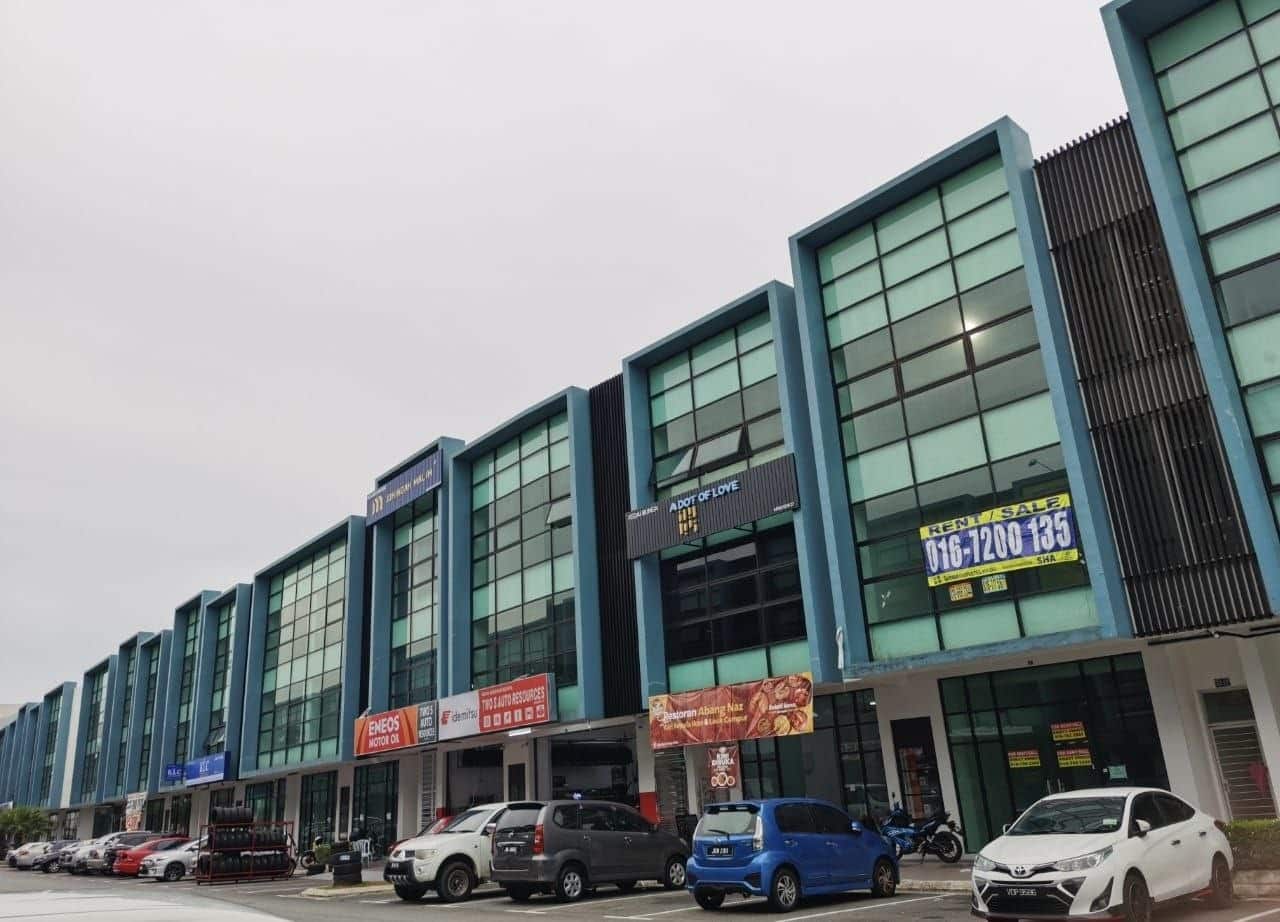 3-Storey Shoplot Dato Onn 2