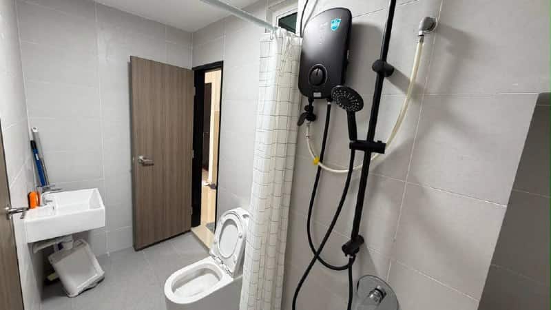 Service Apartment Saujana 9