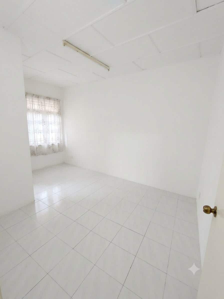 2-Storey Terrace House Taman Pulai Utama 4
