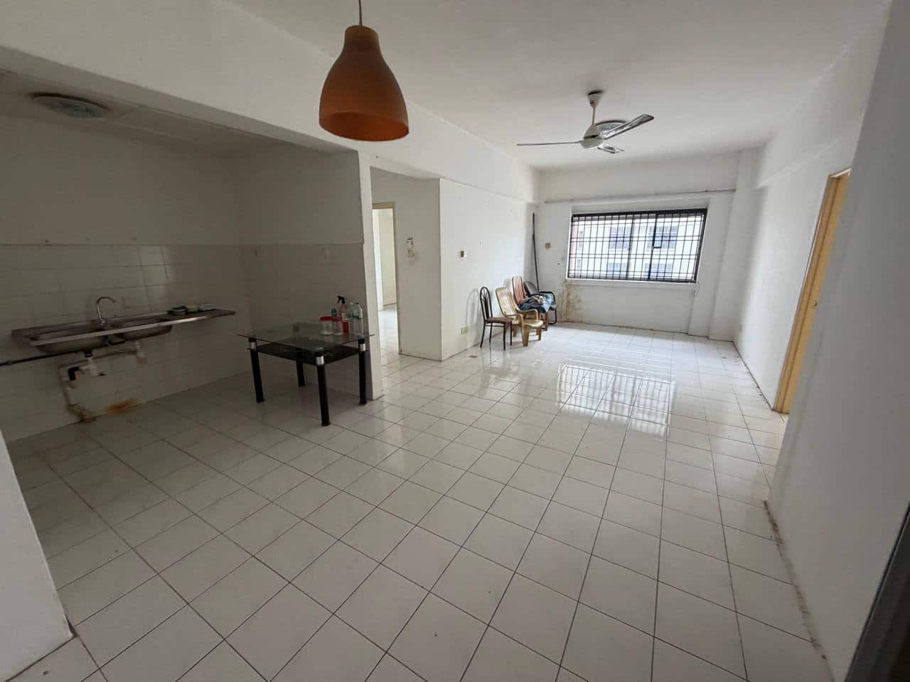 High Floor Apartment Larkin Utama 1