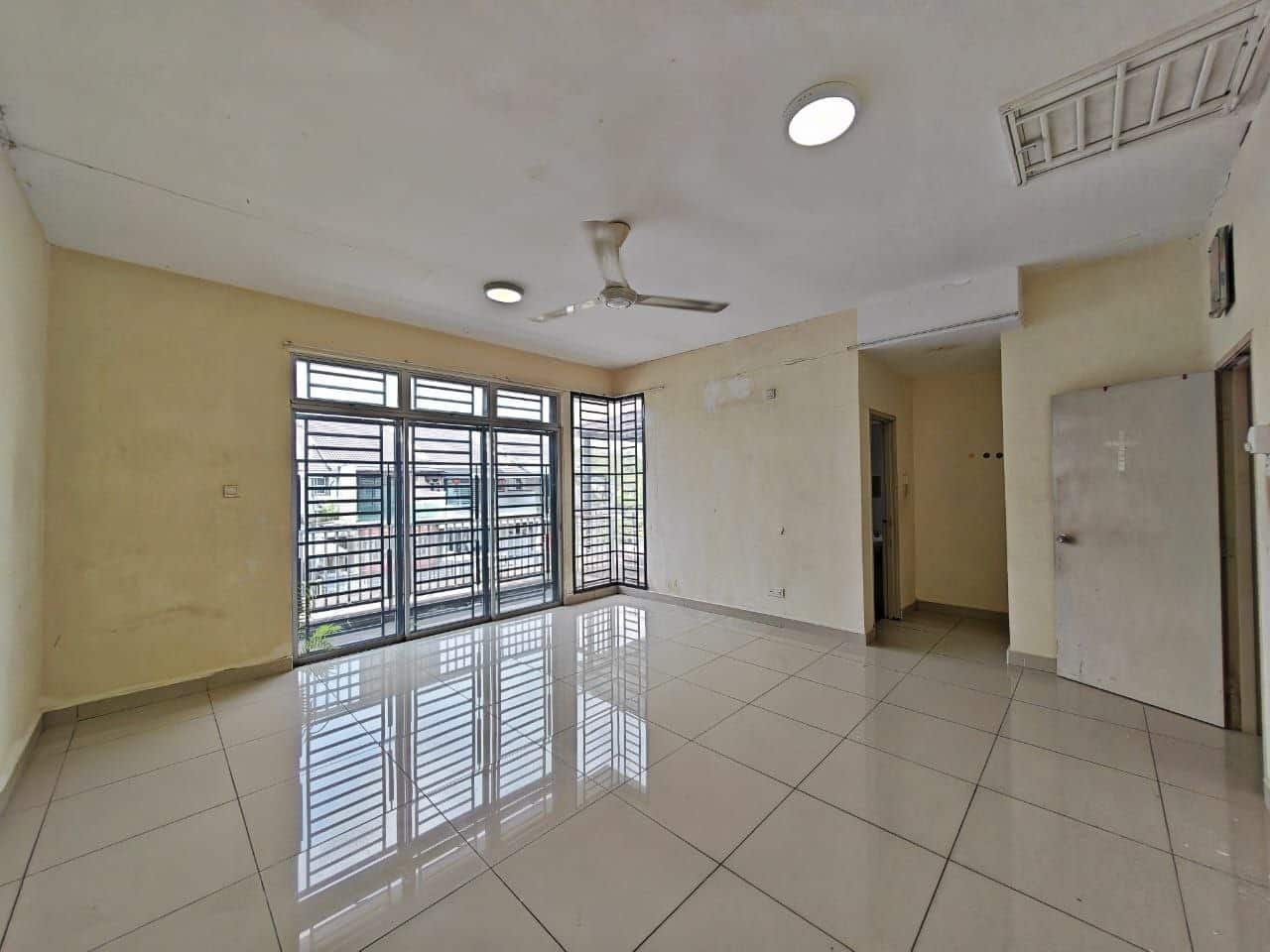 Condo Kempas Utama 4