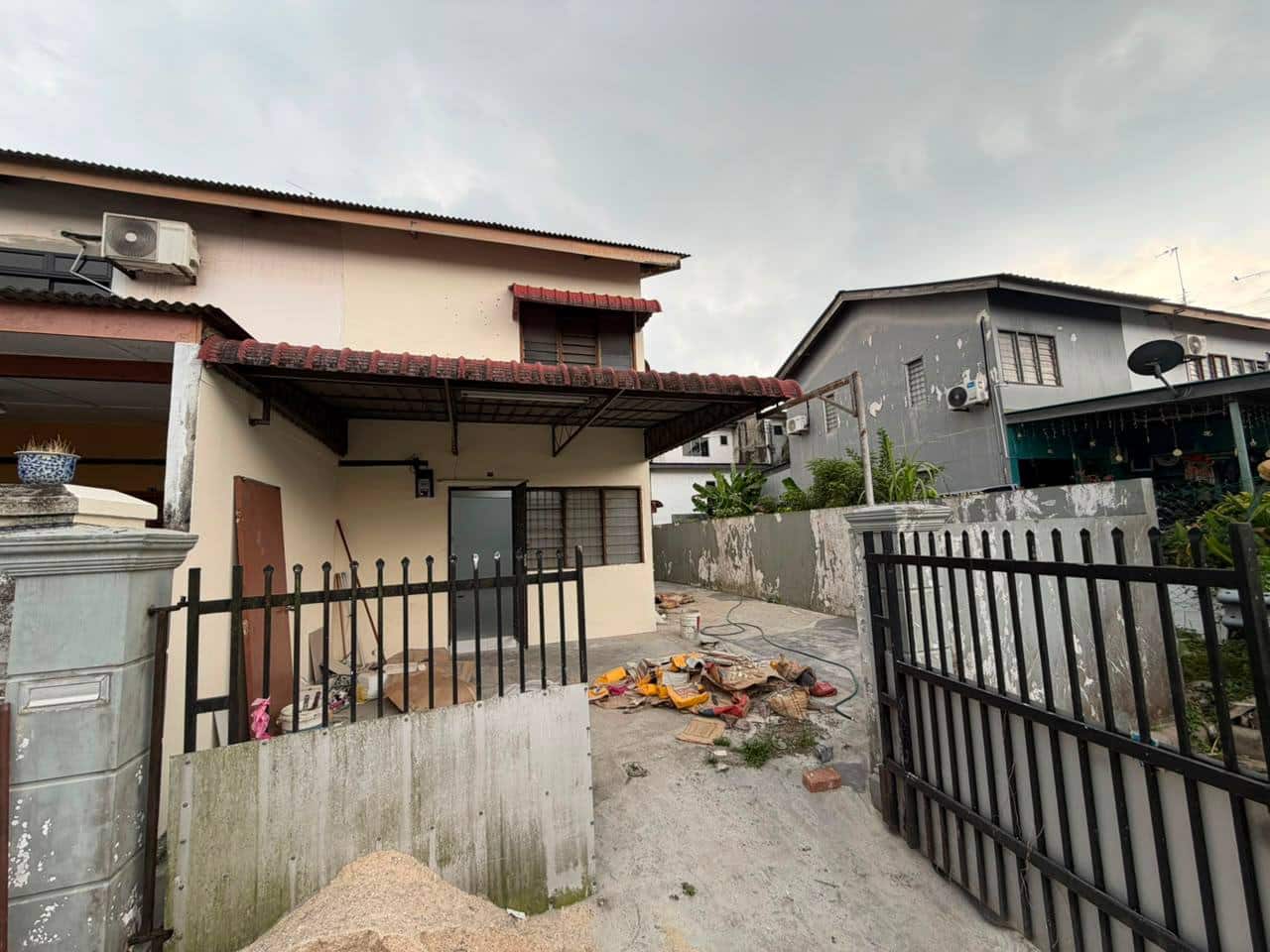 2-Storey Low-Cost House Puteri Wangsa 6