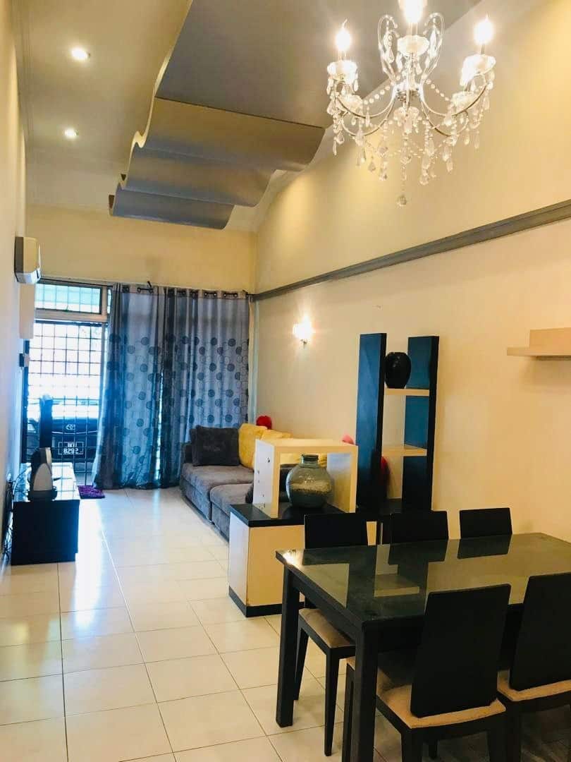 Condominium Kempas 2