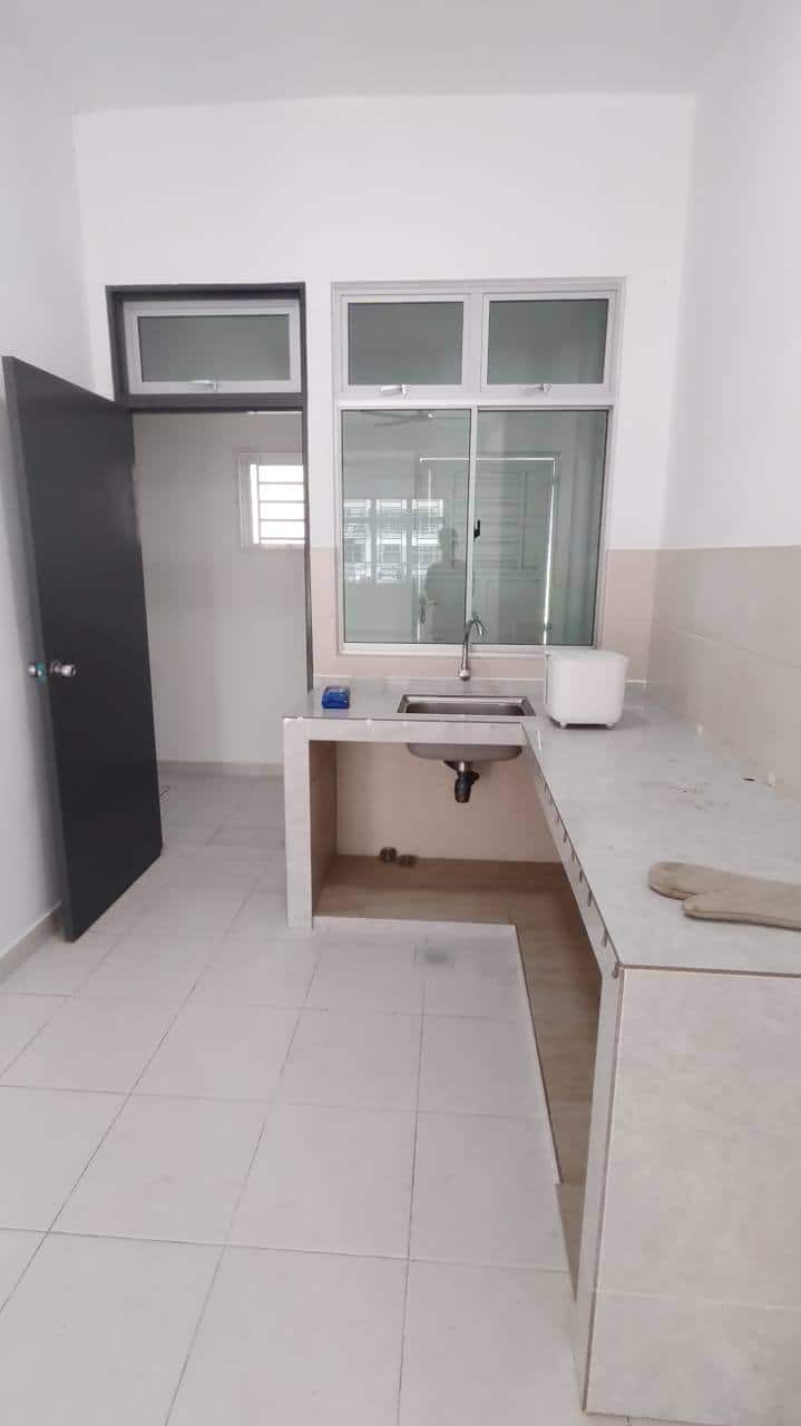 2.5-Storey End Lot Taman Pulai Mutiara 2 6