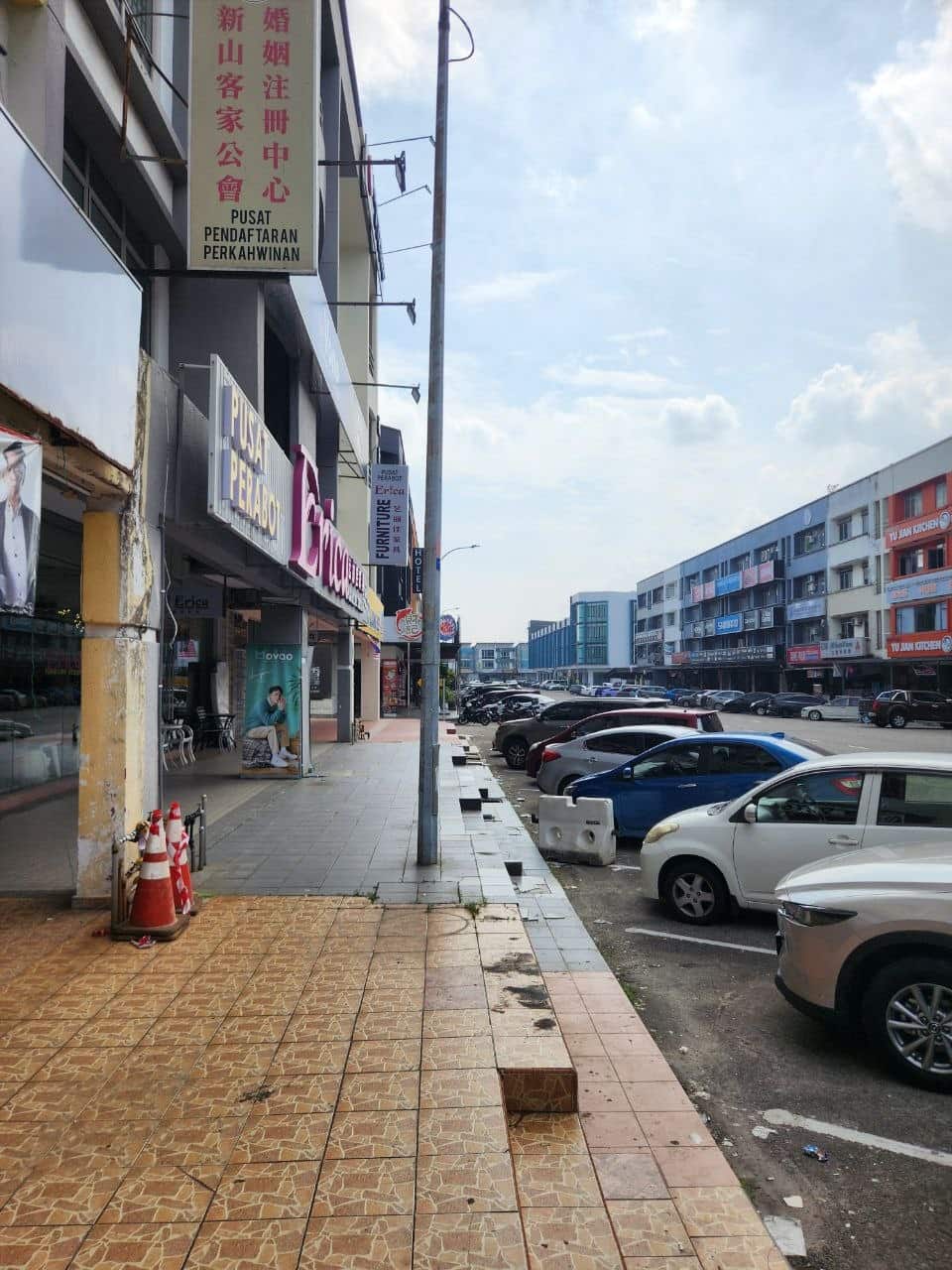 3-Storey Shoplot Tmn Permas Jaya 4