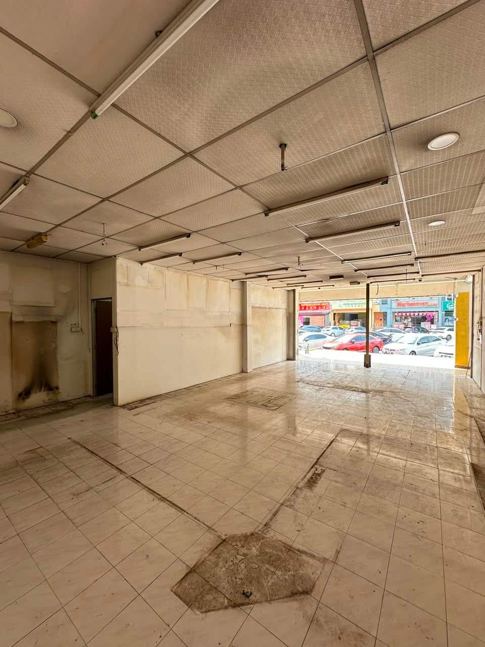 3-Storey Shoplot Tmn Permas Jaya 11