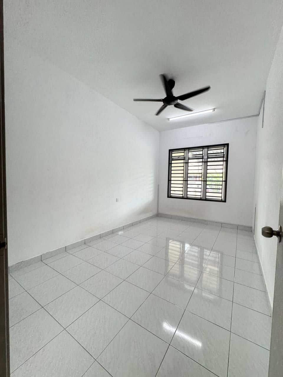 Single Storey Terrace Bandar Indahpura 5