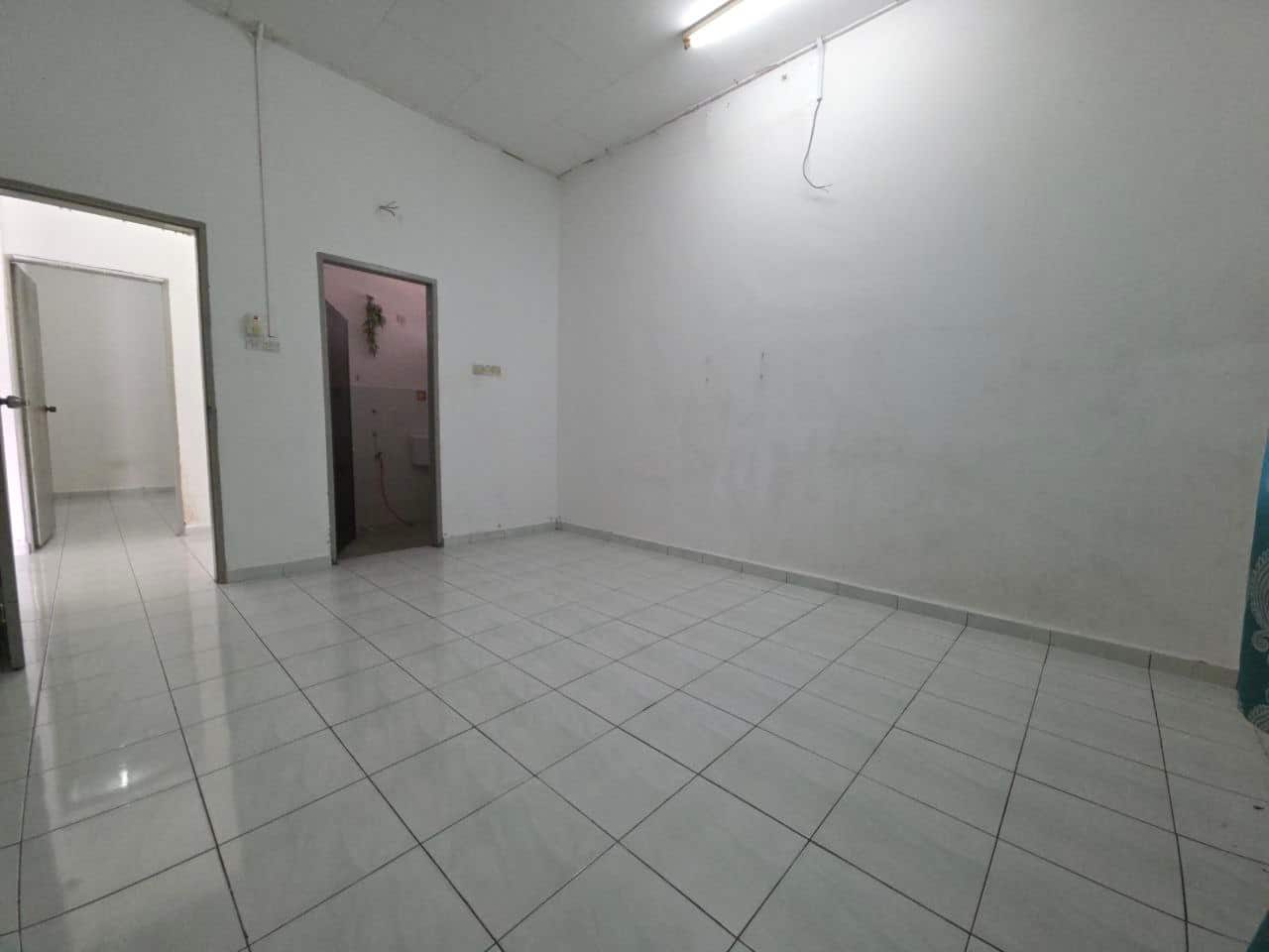 Single Storey Corner Terrace House 美景花园 4