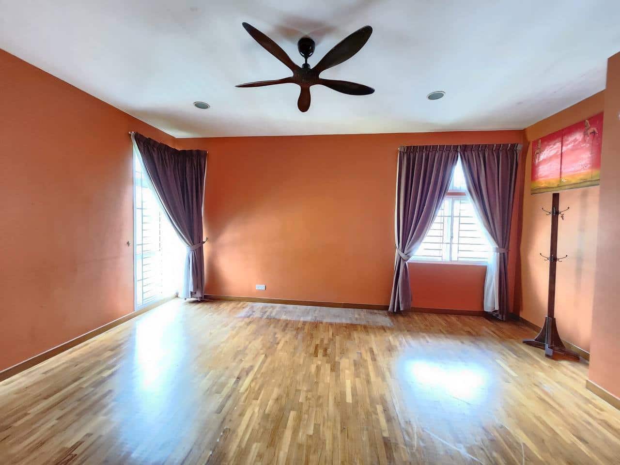 Double Storey Semi-D Taman Ponderosa 6