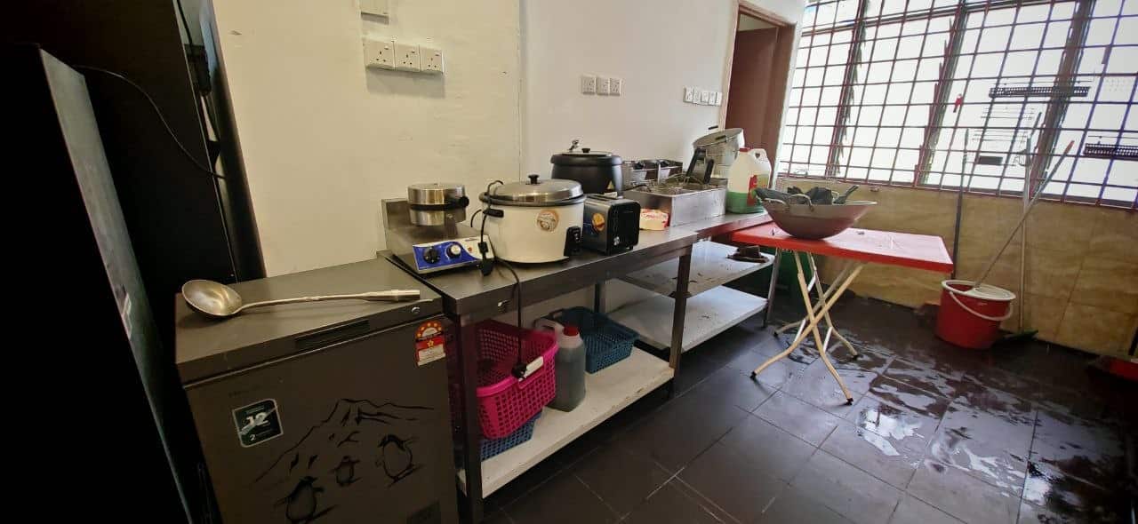Ground Floor of Double Storey Shoplot Taman Universiti 8