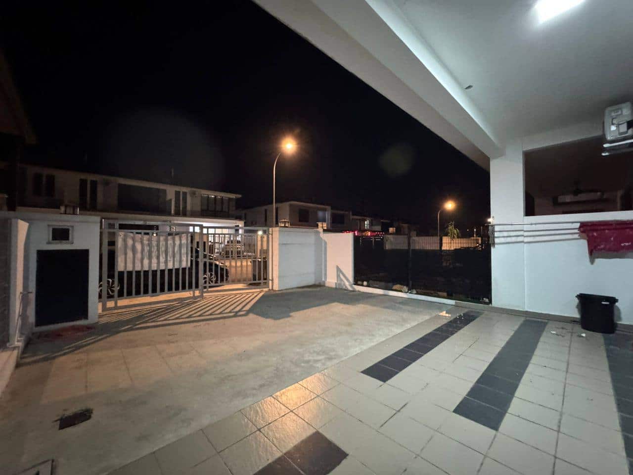2-Storey Terrace Taman Austin Duta 2 3