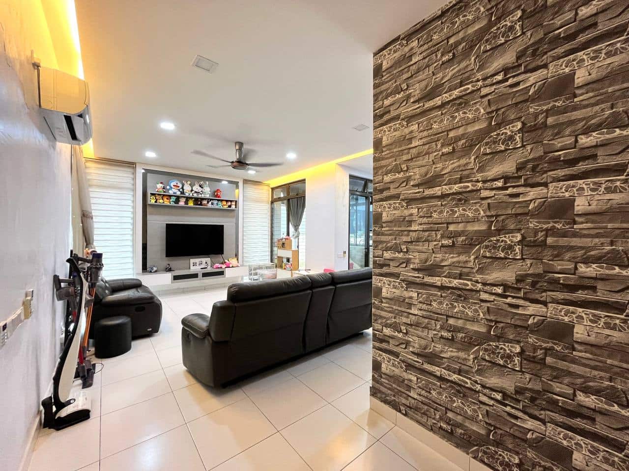 2-Storey Cluster House Setia Tropika 2