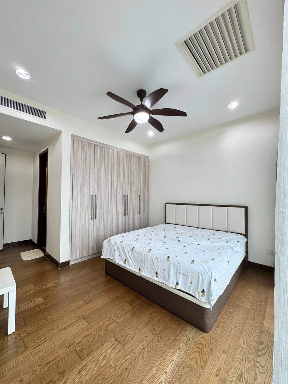Condominium Taman Century 9