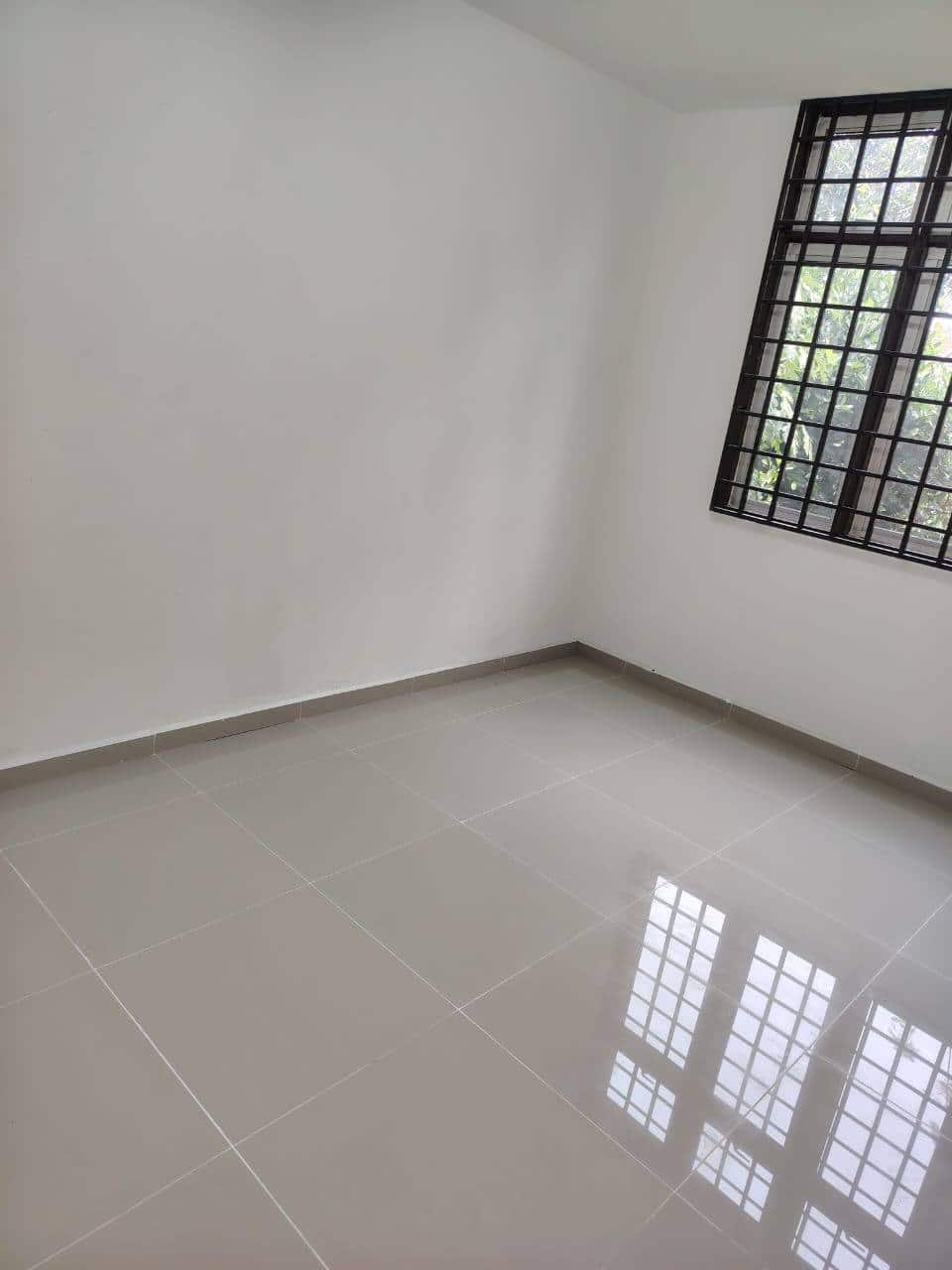 Low Cost Flat Taman Putri Kulai 5